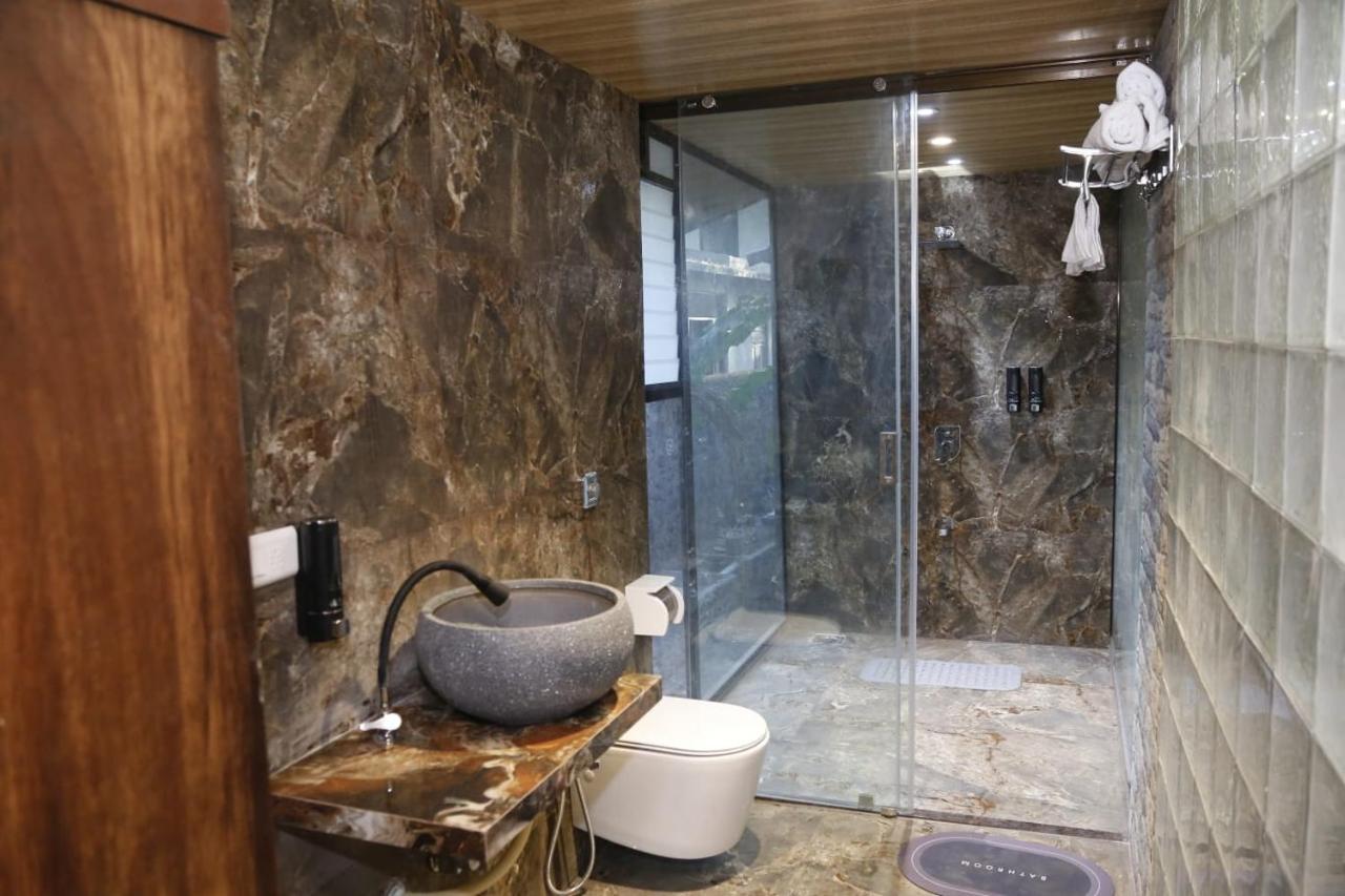 Seaswan Resort Алибаг Екстериор снимка