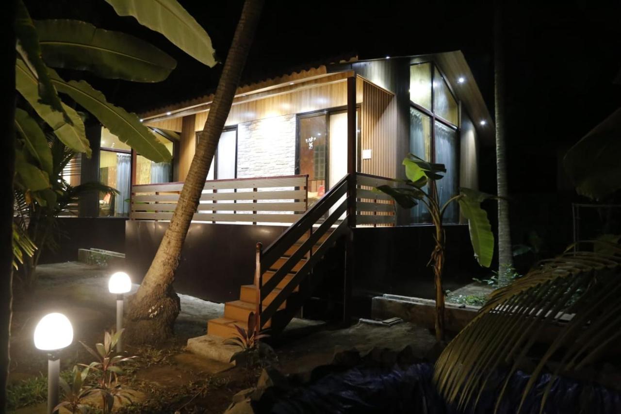Seaswan Resort Алибаг Екстериор снимка